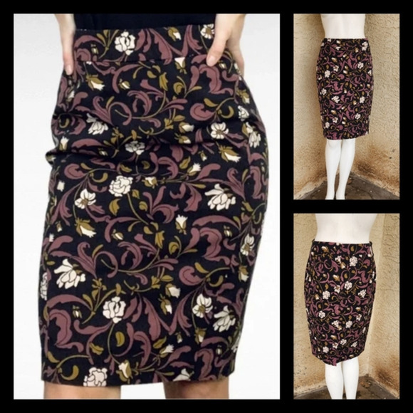 Ann Taylor LOFT  Black & Mauve Plum Floral Vine Print Preppy Pencil Skirt‎ - Picture 1 of 7